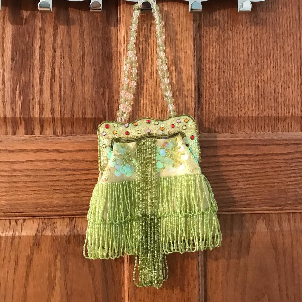 Beautiful Vintage Beaded Hand Made Bag
